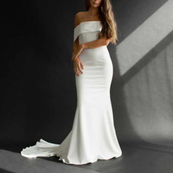 Anais Anette Dakota Wedding Dress - Picture 1 of 2